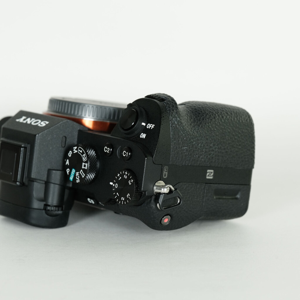 SONY α7 II(ILCE-7M2) SONY α7 II(ILCE-7M2)