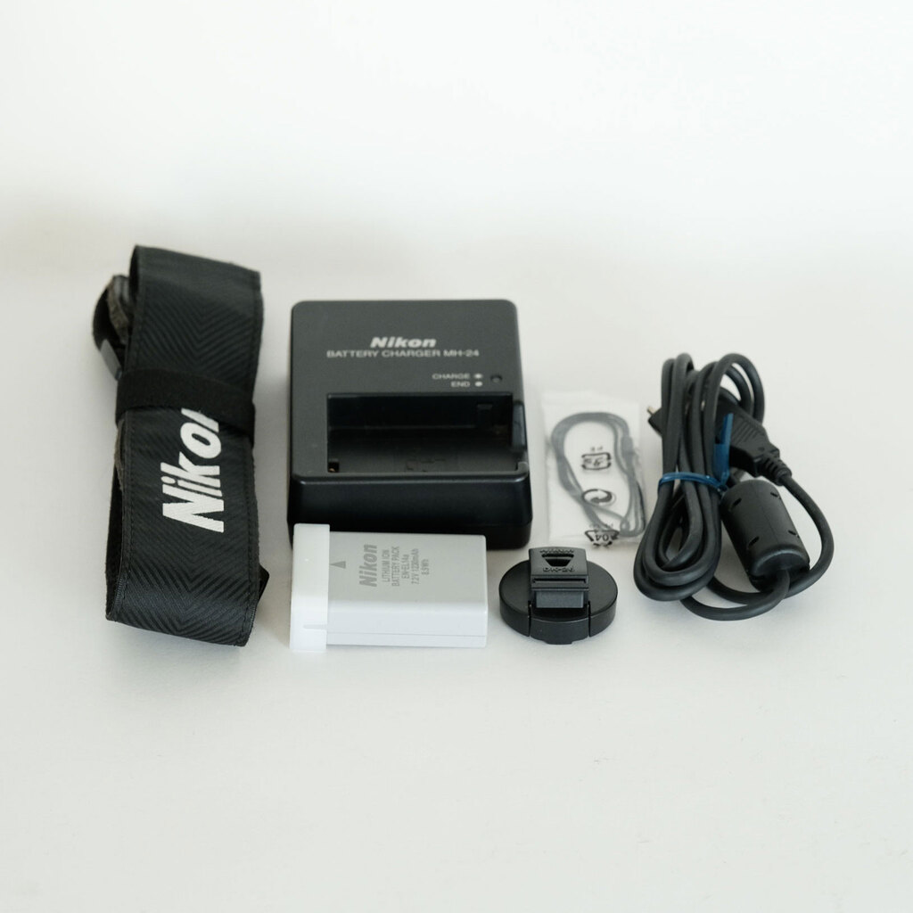 Nikon Dfの出品 | ONE SCENE（ワンシーン）