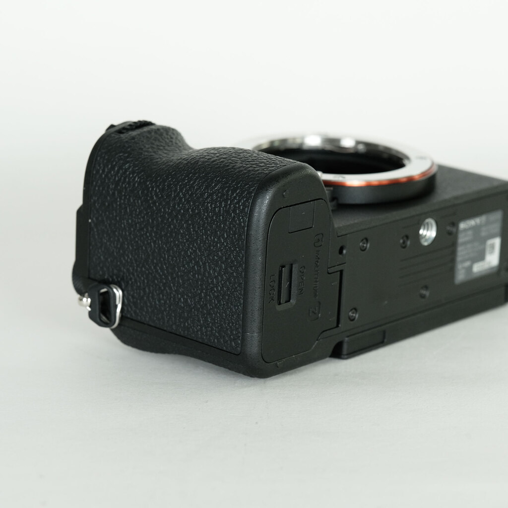 SONY α7C II(ILCE-7CM2) SONY α7C II(ILCE-7CM2)