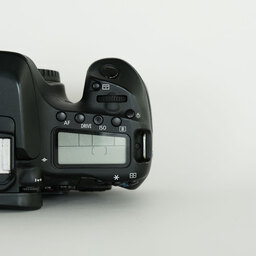 Canon EOS 80D EF-S18-135 IS USM レンズキット Canon EOS 80D EF-S18-135 IS USM レンズキット