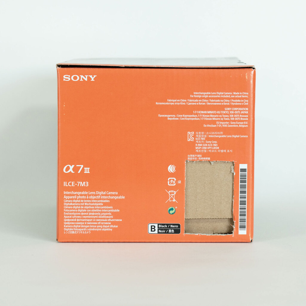 SONY α7 III(ILCE-7M3) SONY α7 III(ILCE-7M3)