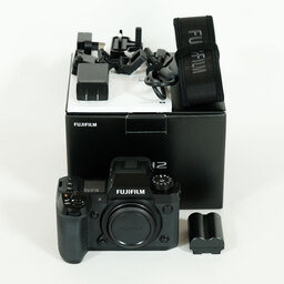 FUJIFILM X-H2 FUJIFILM X-H2