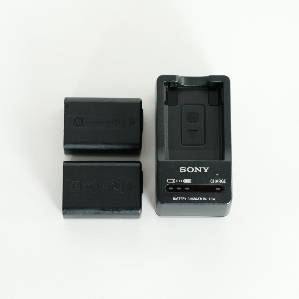 SONY α7 II(ILCE-7M2) SONY α7 II(ILCE-7M2)