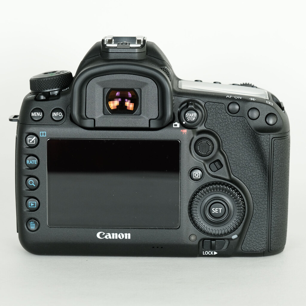 Canon EOS 5D Mark IV