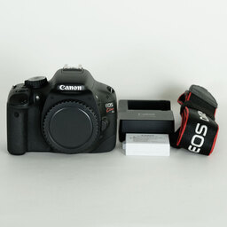 Canon EOS Kiss X4 Canon EOS Kiss X4