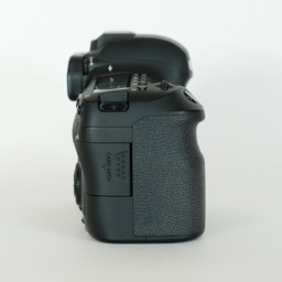 Canon EOS 6D Mark II