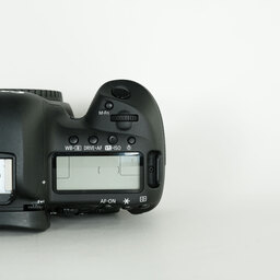 Canon EOS 5D Mark IV Canon EOS 5D Mark IV