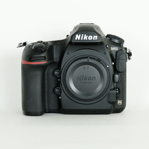 Nikon D850
