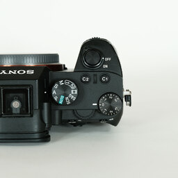 SONY α7 III(ILCE-7M3) SONY α7 III(ILCE-7M3)