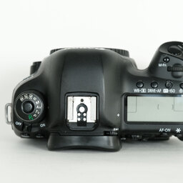 Canon EOS 5D Mark IV Canon EOS 5D Mark IV