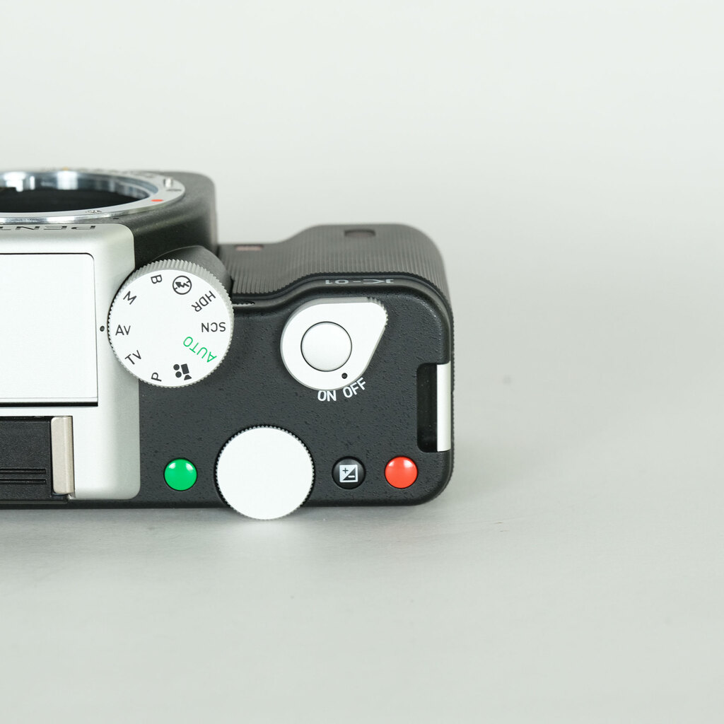 PENTAX K-01 ボディ ブラック/ブラック