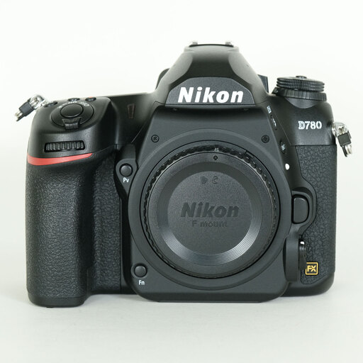 Nikon D780
