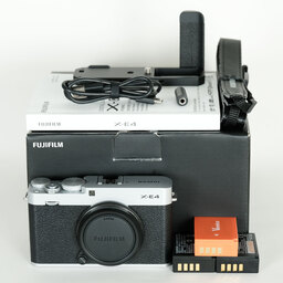FUJIFILM X-E4 FUJIFILM X-E4