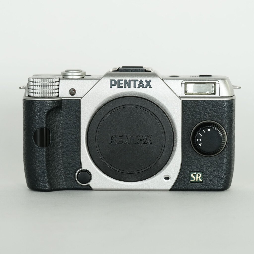PENTAX Q7 ズームレンズキット シルバー