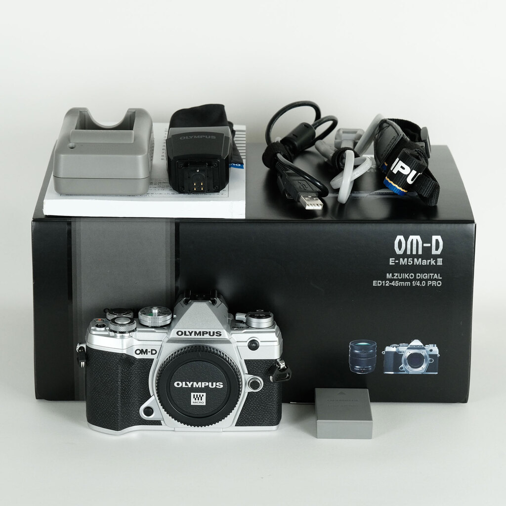 OLYMPUS OM-D E-M5 Mark III OLYMPUS OM-D E-M5 Mark III