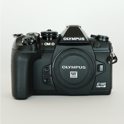OLYMPUS OM-D E-M1 Mark III