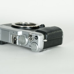 FUJIFILM X-E1 シルバー FUJIFILM X-E1 シルバー