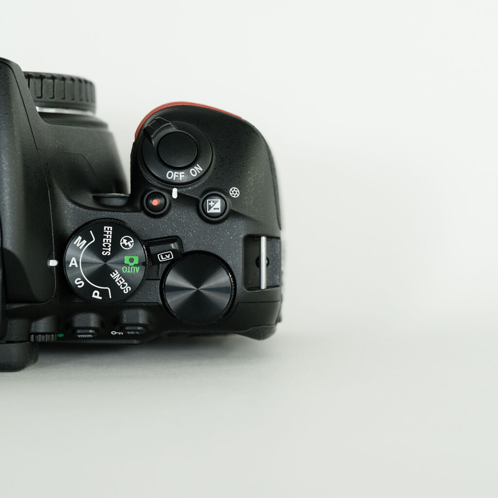 Nikon D5500 ダブルズームキット ブラック Nikon D5500 ダブルズームキット ブラック