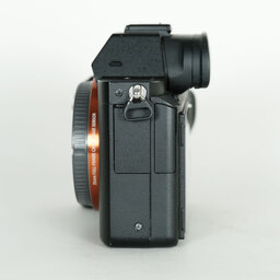 SONY α7 II(ILCE-7M2) SONY α7 II(ILCE-7M2)