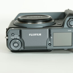 FUJIFILM GFX 100 FUJIFILM GFX 100