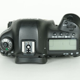 Canon EOS 5D Mark IV Canon EOS 5D Mark IV