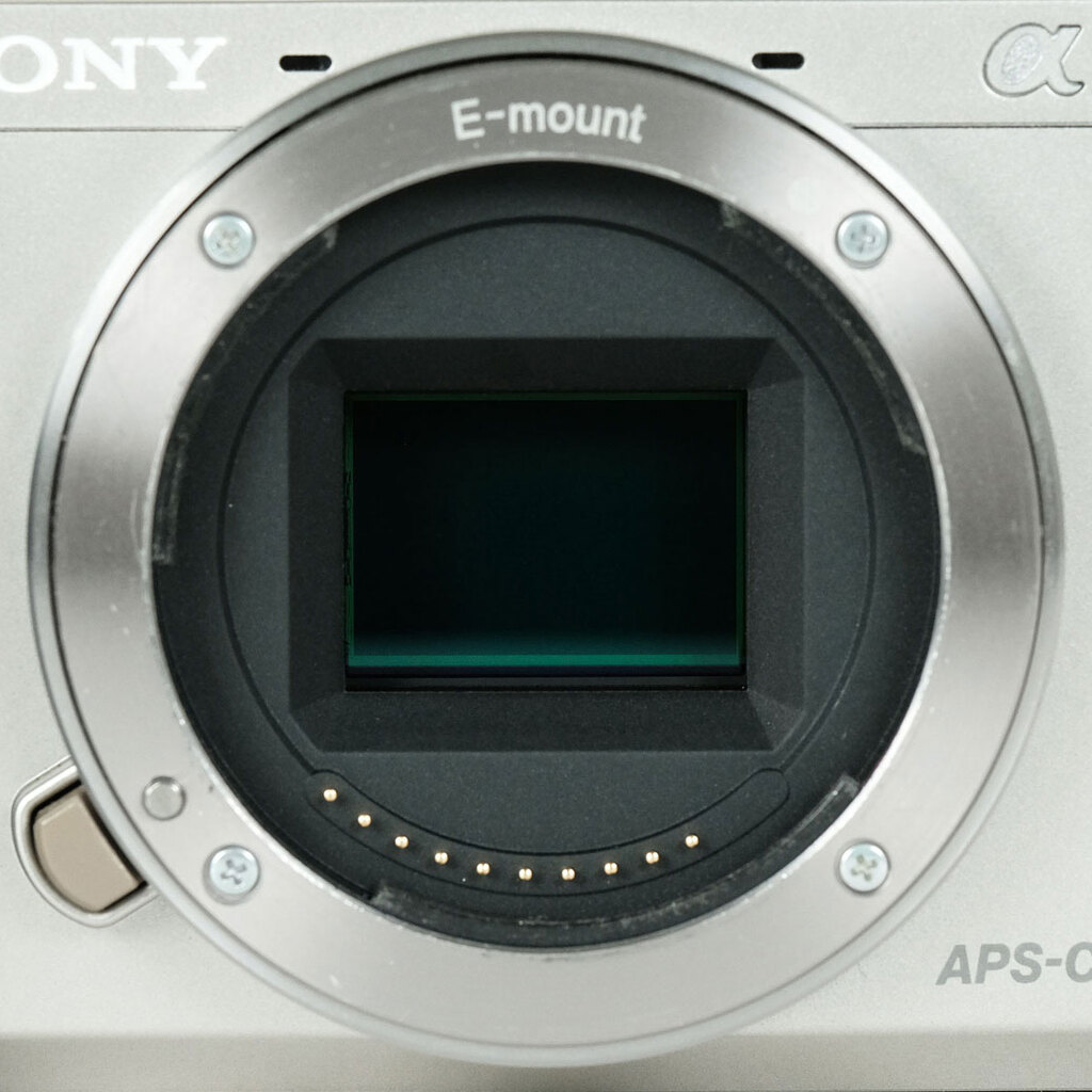 SONY α6000(ILCE-6000) SONY α6000(ILCE-6000)