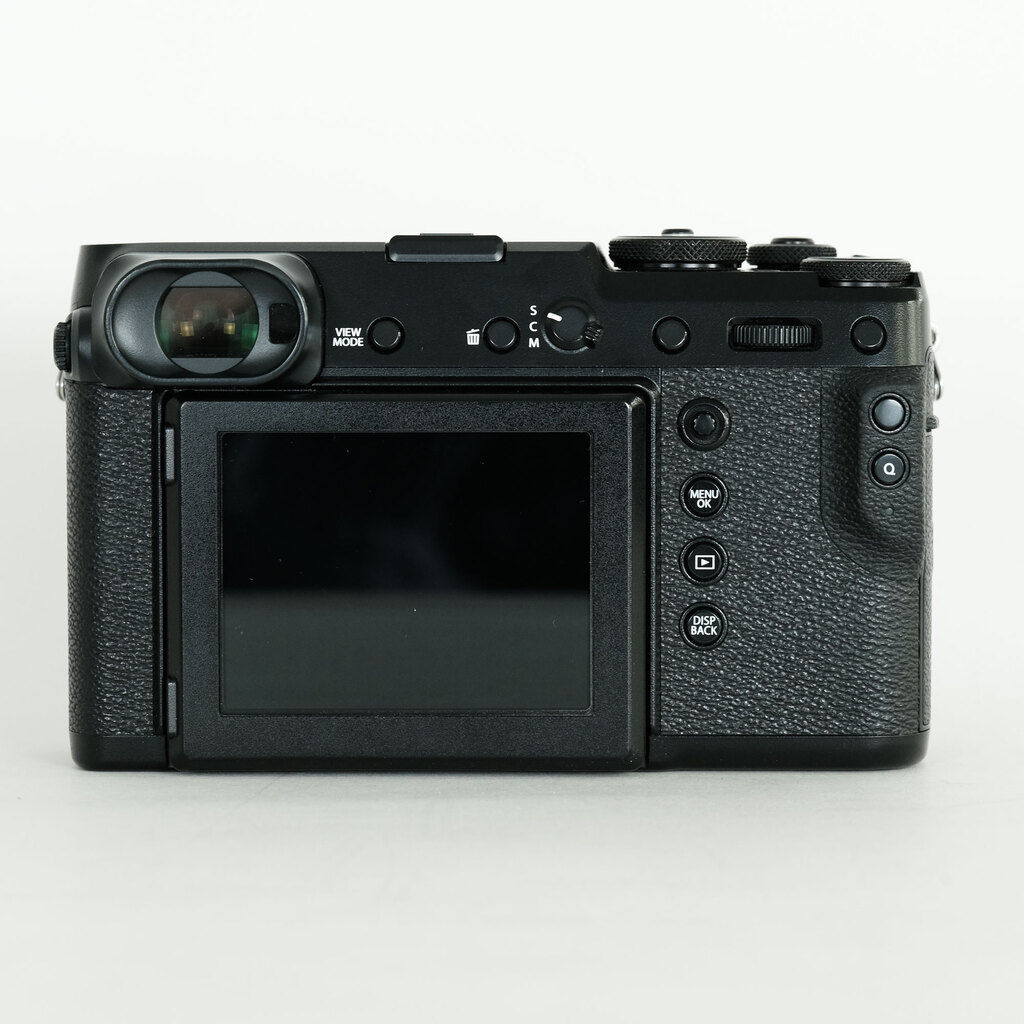 FUJIFILM GFX 50R FUJIFILM GFX 50R