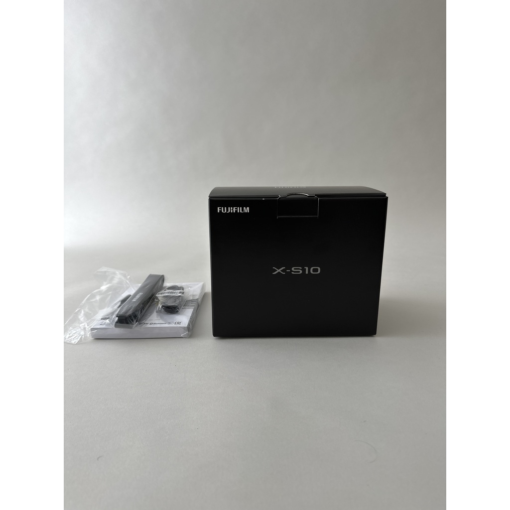 FUJIFILM X-S10 FUJIFILM X-S10