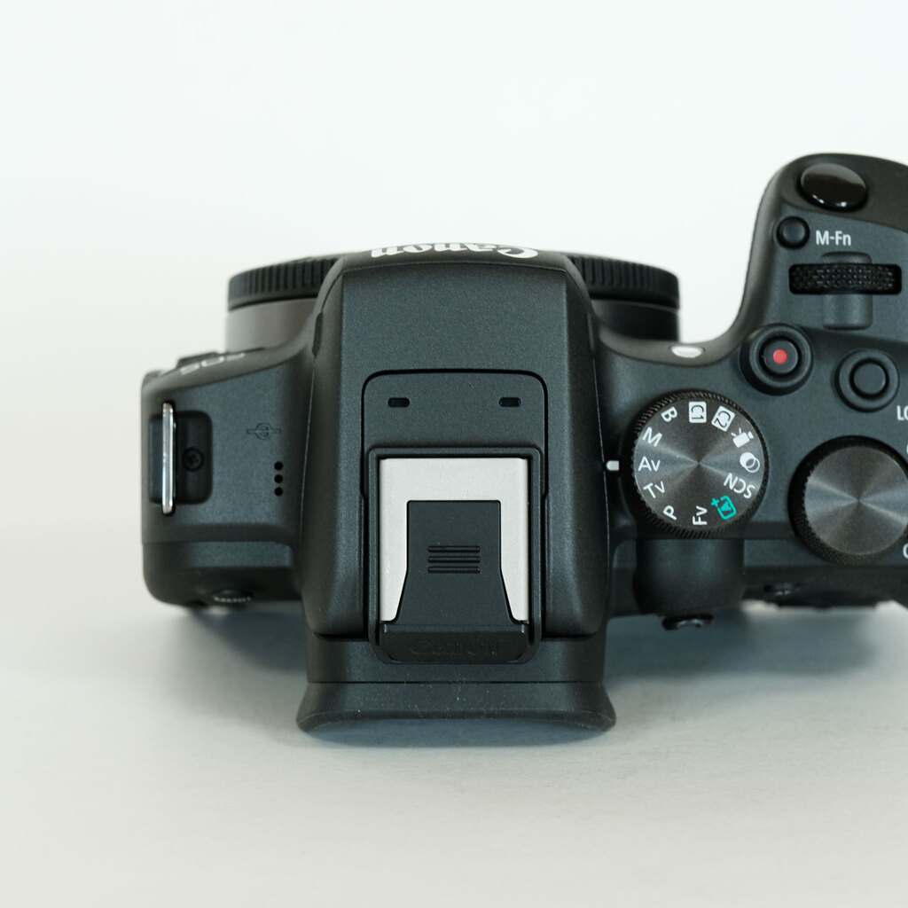 Canon EOS R10 Canon EOS R10
