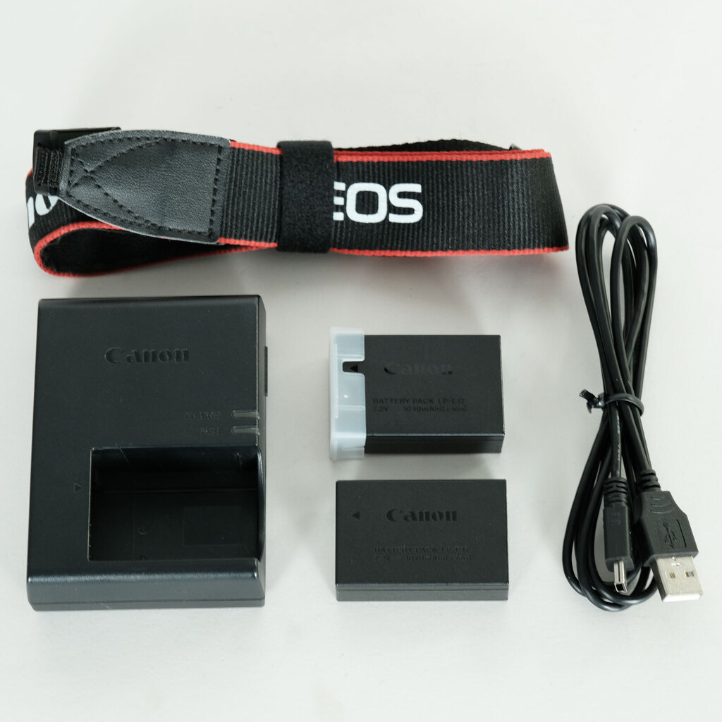 Canon EOS Kiss X8iの出品 | ONE SCENE（ワンシーン）