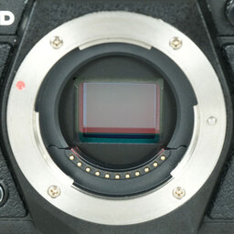 OLYMPUS OM-D E-M5 Mark II