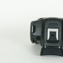 Canon EOS R7 Canon EOS R7