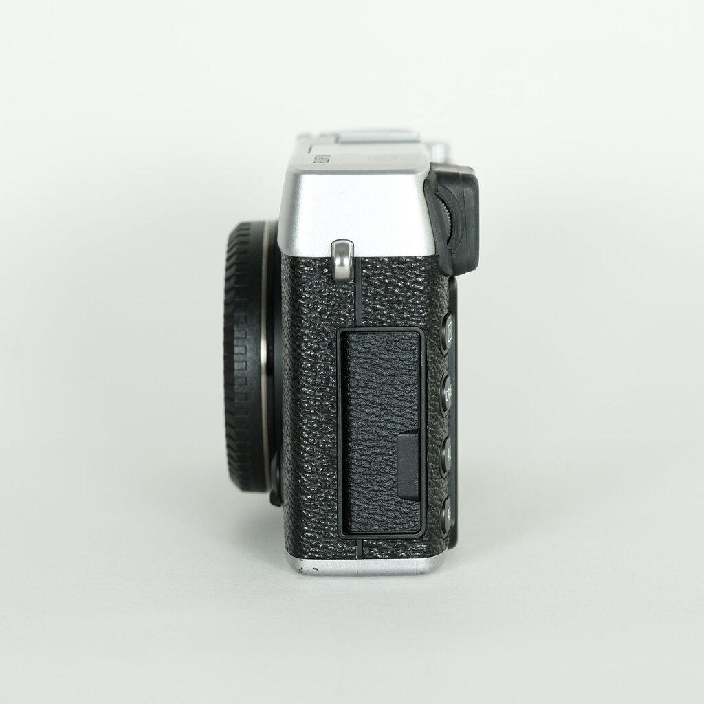 FUJIFILM X-E1 シルバー FUJIFILM X-E1 シルバー