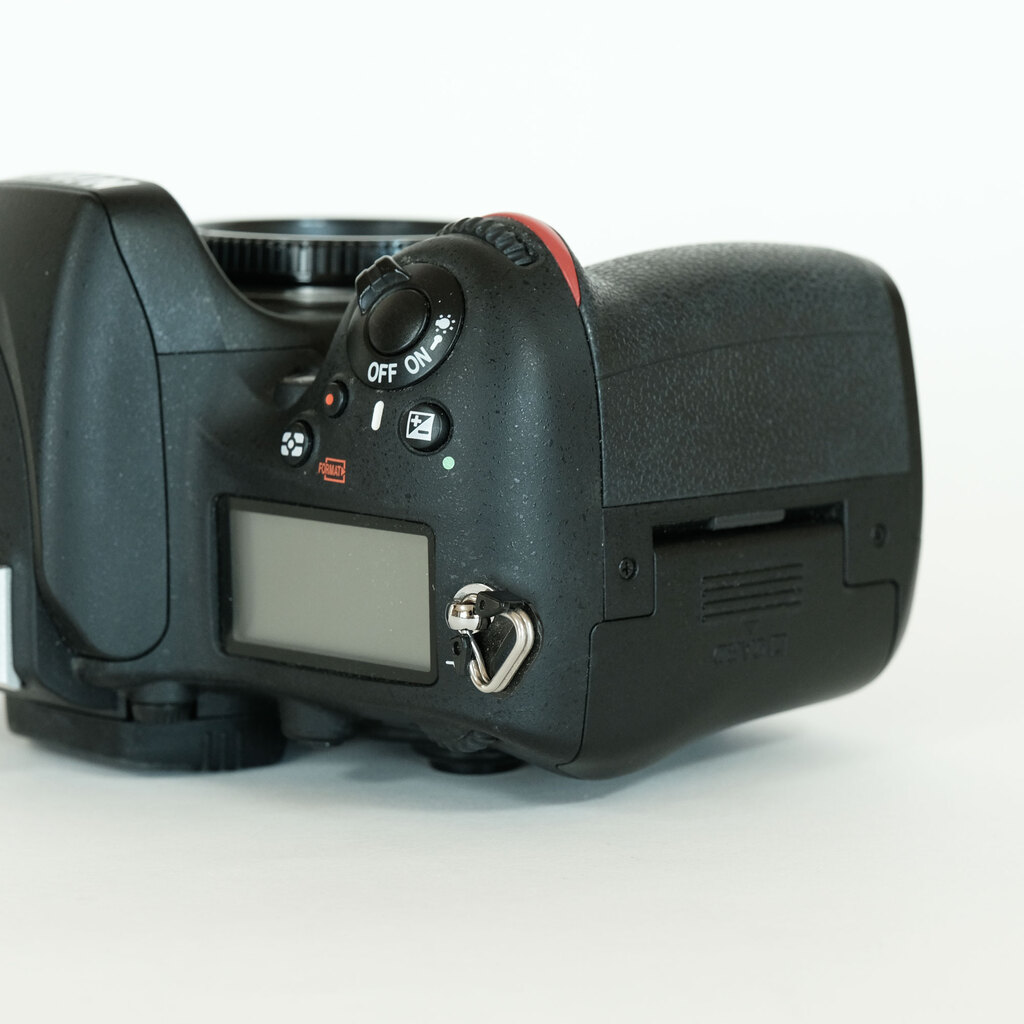 【極上美品】Nikon D610 ボディ ショット数13082回！！ Amazon | Nikon デジタル一眼レフカメラ D610 | デジタル一眼