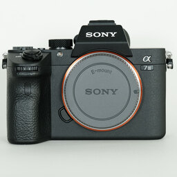 SONY α7 III(ILCE-7M3) SONY α7 III(ILCE-7M3)