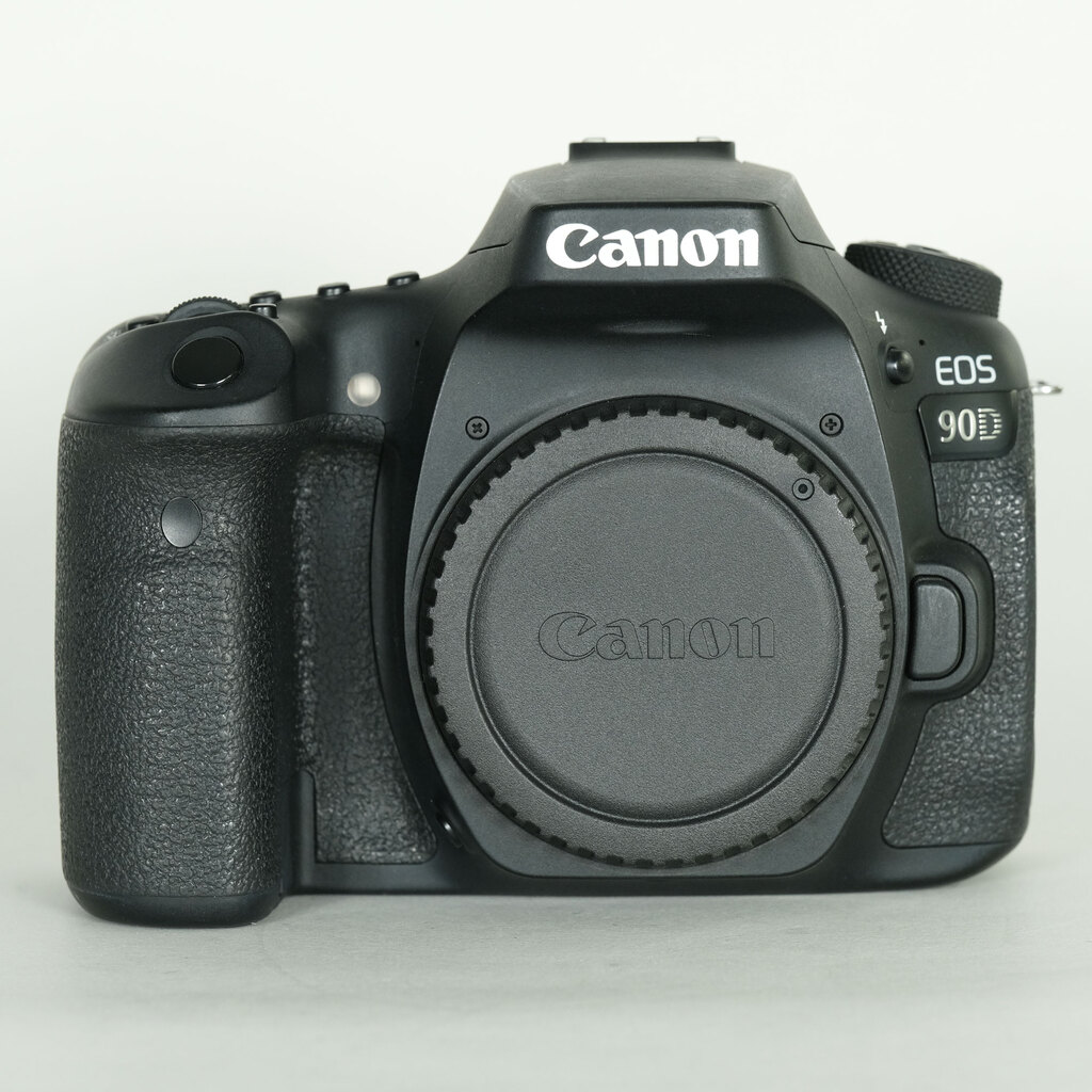 Canon EOS 90D