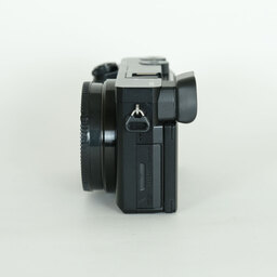 SONY α6100(ILCE-6100) SONY α6100(ILCE-6100)