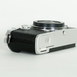 OLYMPUS PEN-F OLYMPUS PEN-F