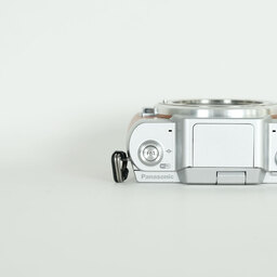 Panasonic LUMIX DMC-GF7W ダブルズームレンズキット ブラウン Panasonic LUMIX DMC-GF7W ダブルズームレンズキット ブラウン