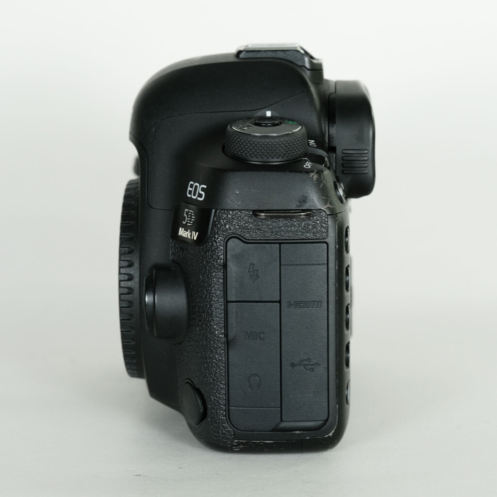 Canon EOS 5D Mark IV Canon EOS 5D Mark IV