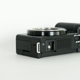 SONY VLOGCAM ZV-E10 SONY VLOGCAM ZV-E10