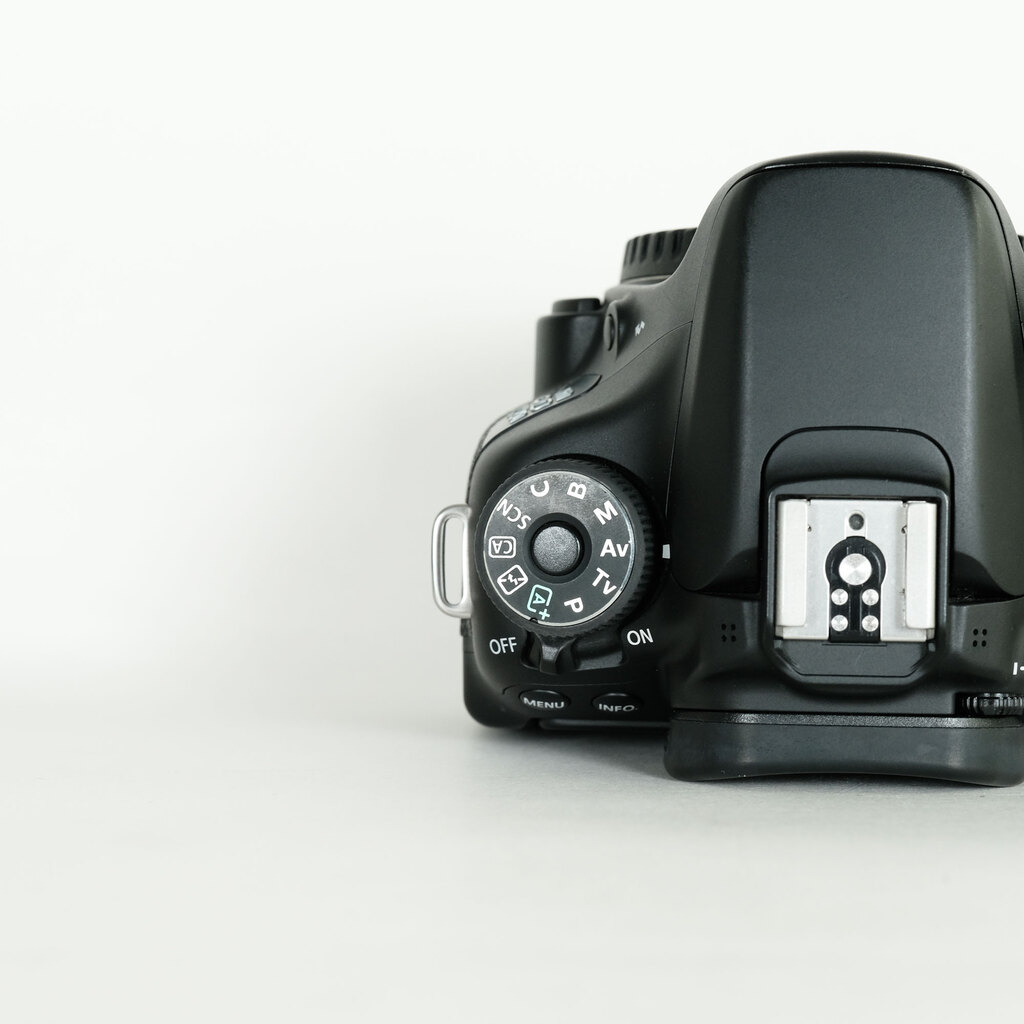 キャノン　Canon EOS 70D ボディ キヤノン EOS 70D ボディ | デジタル一眼レフ