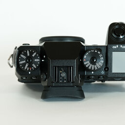 FUJIFILM X-H1 FUJIFILM X-H1