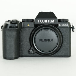 FUJIFILM X-S20