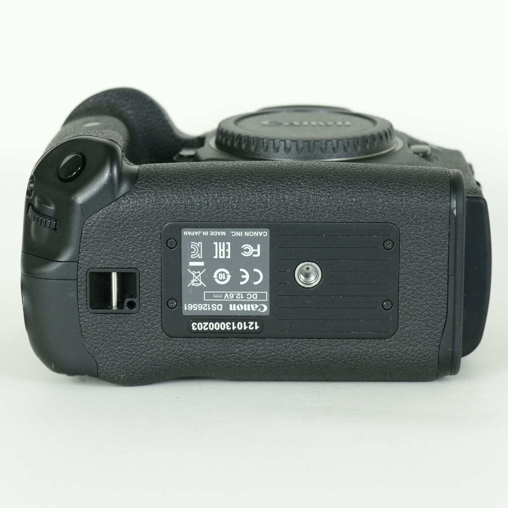 Canon EOS-1D X Mark II Canon EOS-1D X Mark II