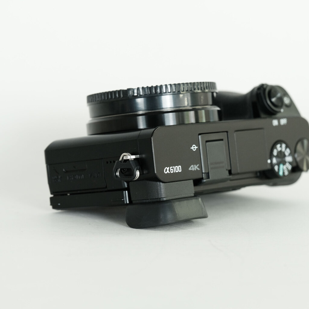 SONY α6100(ILCE-6100) SONY α6100(ILCE-6100)