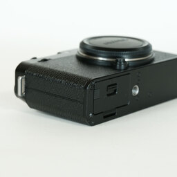 FUJIFILM X-E4 FUJIFILM X-E4