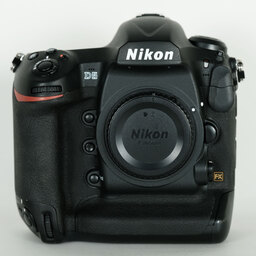 Nikon D5 Nikon D5
