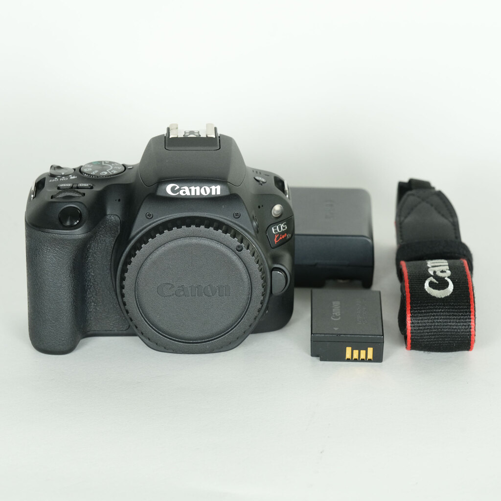 Canon EOS Kiss X9