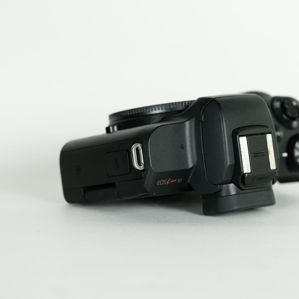 【C038】Canon EOSkissM ※ジャンク品 Canon EOS Kiss Mの出品 | ONE SCENE（ワンシーン）